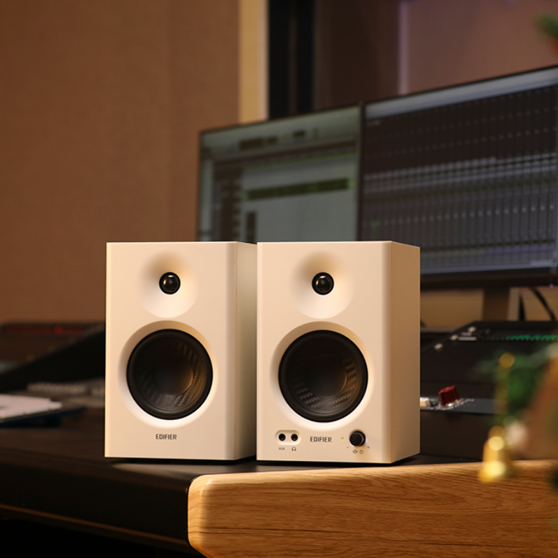 Difuzoare Edifier MR4 WH, 42 W RMS, RCA, AUX, TRS, difuzoare de frecvență înaltă și joasă de 1"/4", 2 moduri, alb