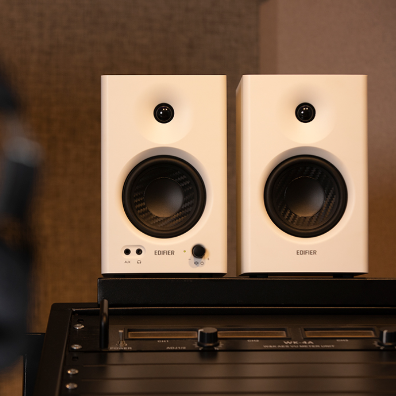 Difuzoare Edifier MR4 WH, 42 W RMS, RCA, AUX, TRS, difuzoare de frecvență înaltă și joasă de 1"/4", 2 moduri, alb
