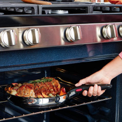 Set de tigaie și cratiță Tefal L881S504, 5 piese, oțel inoxidabil, acoperire antiaderentă din titan, rezistent la cuptor până la 250 °C, mâner detașabil, inducție, oțel inoxidabil