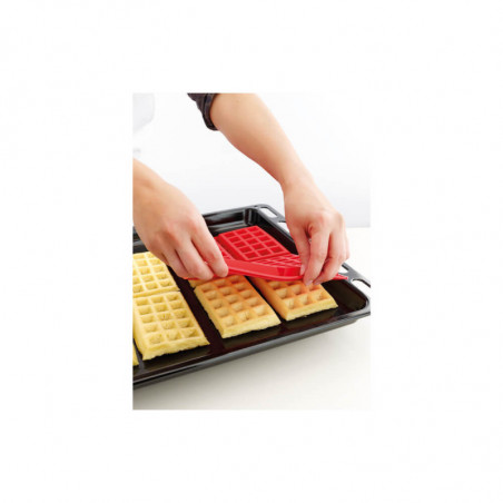 Set de 2 forme pentru vafe Lekue 1009047, 500 ml, -60 °C / +220 °C, silicon platinic, roșu