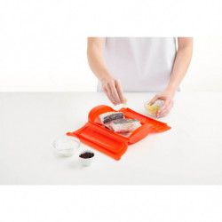 Aburitor pentru cuptorul cu microunde cu suport Lekue 1009048, 1-2 porții, silicon platin, roșu