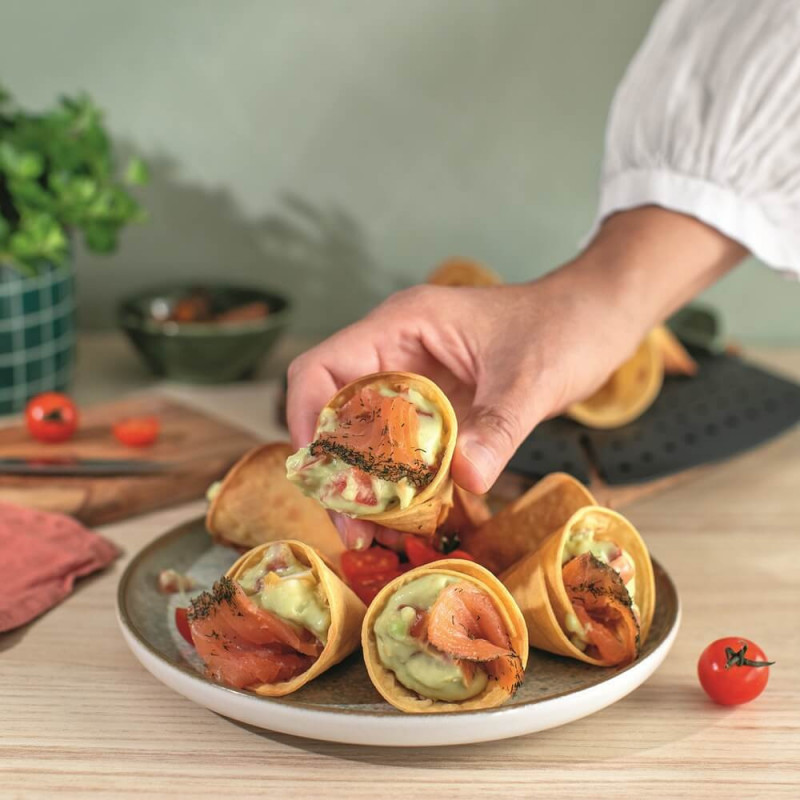 Tavă de copt pentru friteuze cu aer cald Lekue 1010156, 22x22 cm, -20/+220°C, silicon, gri