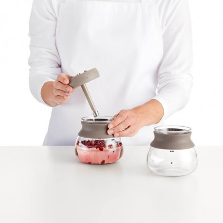 Infuzor pentru ceai Lekue 1010194, 500 ml, -20°C/+100°C, Sticla si silicon, Maro