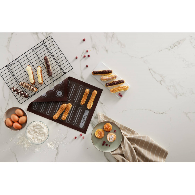 Lekue 1010197 covor de copt, 40x30 cm, silicon, microperforat, +4/220 °C, negru