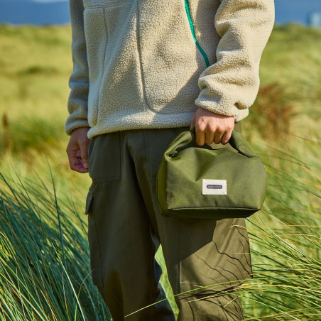 Geanta termoizolanta pentru pranz Black+Blum LBB019, 6,7 L, 33,5 x 15,5 x 31 cm, Impermeabila, Inchidere rulata, Maner de transport, Fara BPA, Verde