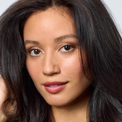 Perie electrica pentru coafare si uscare REVLON Pro Collection RVDR5222, 800 W, 3 niveluri, 2 viteze, Acoperire ceramica, Ionizare, Duza de aer rece, Negru/Roz