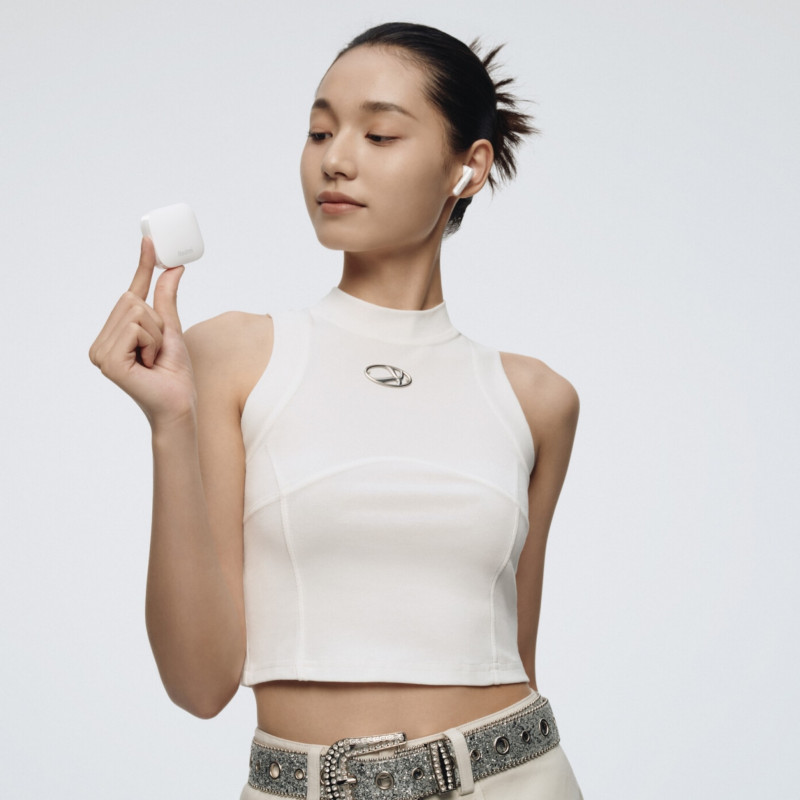 Casti wireless fara fir Xiaomi Redmi Buds 6 Active BHR8391GL, 6 ore, 5 moduri, Comanda tactila, Reducerea zgomotului, Bluetooth 5.4, IPX4, Alb