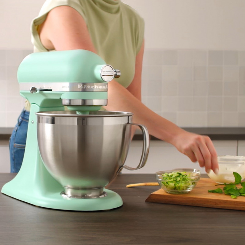 Mixer planetar KitchenAid Artisan Spearmint – Culoarea anului 2026, Model 5KSM195PSESD, 300 W, 4,7 l, Menta
