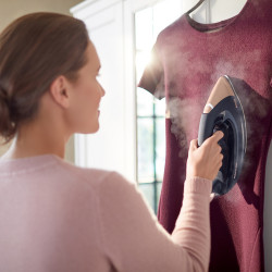 Generator de abur Philips PerfectCare 9000 PSG9050/20, 3100 W, 1,8 l, 9 bari, 190 g/min, jet de abur de 750 g, AI + cameră, SteamGlide Elite, negru