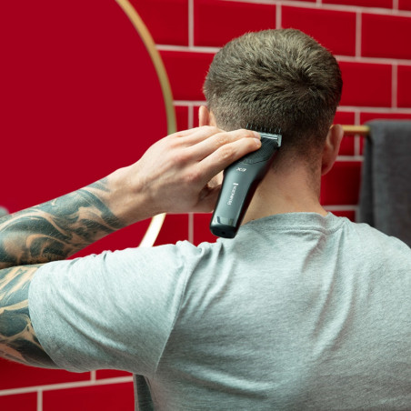 Aparat de tuns Remington HC3000 POWER X3, 45 min, motor V3, 0,5 mm – 2,4 cm, lame autoascuțitoare din oțel japonez, negru