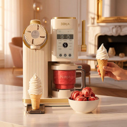 Aparat de facut inghetata 13in1 Ninja CREAMi Scoop & Swirl™ NC701EUSTGD, 800 W, 13 programe, Maneta cu 3 trepte pentru cornete, CreamiFit, Creamify, 2 cupe de 473 ml, Personalizare, Crem/Auriu