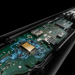 Placă de îndreptat părul Dyson HT01 Airstrait RdVe/Gd 596931-01, 1600 W, max. 140 °C, ionizare, 6 niveluri de temperatură, protejează părul, acoperire din cupru, ecran LCD, roșu catifelat/auriu