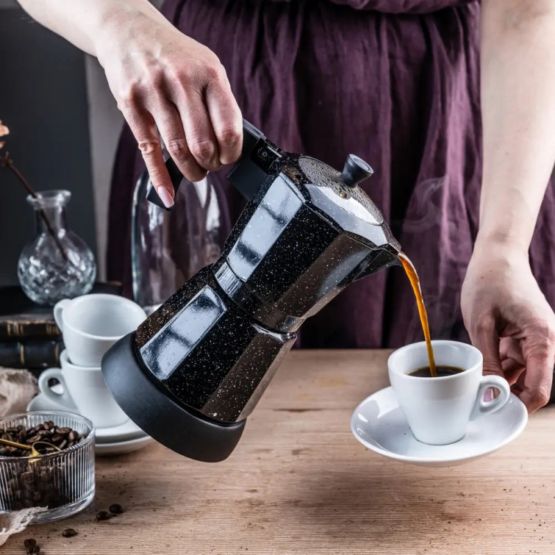 Aparat electric de cafea cubanez Klausberg KB 7998, 500 W, 6 cesti, Element de incalzire incorporat, Supapă de siguranta, Negru