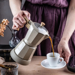 Aparat electric de cafea cubanez Klausberg KB 7999, 500 W, 6 cesti, Element de incalzire incorporat, Supapa de siguranta, Bej