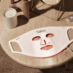 Mască fototerapeutică pentru față Silk'n LED Face Mask 100 FLM100PE1001, autonomie de 130 de minute, 4 moduri, sesiune de 10 minute, design flexibil, alb