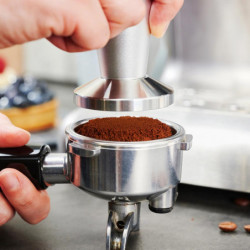 Mașină de espresso Gastroback Espresso Barista Pro 42616, 1550 W, 15 bari, 2,8 l, ULKA, PID, 30 de niveluri de măcinare, oțel inoxidabil