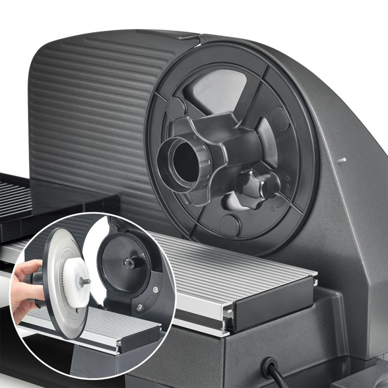 Mașină de tăiat cârnați Graef Master M95, 170 W, 0-20 mm, lamă de 170 mm, oțel inoxidabil, accesoriu combinat, negru