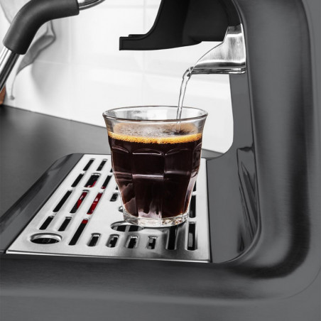 Mașină de espresso Gastroback Advanced Urban Duo 42627, 3000 W, 15 bari, 30 de niveluri de măcinare, Dual Thermoblock, Pre-brew, manometru, negru