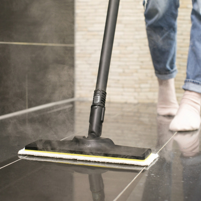 Aparat de curățat cu abur Karcher SC 2 EasyFix, 1500 W, 1 l, 3,2 bari, 75 m², timp de încălzire de până la 6,5 minute, protecție împotriva accesului copiilor, alb/negru