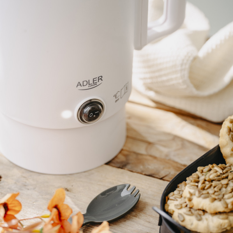 Cana electrica pentru drumetii Adler AD 1388w, 650 W, 0,8 l, Capac detasabil, Apa, Ceai, Cafea, Alb