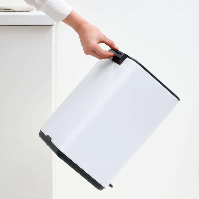 Coș de gunoi Brabantia Bo Pedal 1010119, 12 l, închidere ușoară, bază antiderapantă, alb