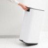 Cos de gunoi Brabantia Bo Pedal 1010120, 30 l, Inchidere usoara, Baza antiderapanta, Alb