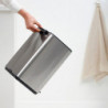 Coș de gunoi Brabantia Bo Pedal 1010143, 12 l, Închidere ușoară, Bază antiderapantă, Rezistent la amprente, Oțel inoxidabil/Mat