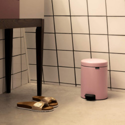 Cos de gunoi cu pedala Brabantia NewIcon 1010439, 5 l, Inchidere usoara, Baza antiderapanta, Roz