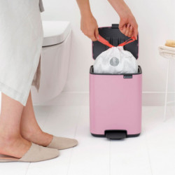 Coș de gunoi Brabantia Bo Pedal 1010445, 7 l, închidere lentă, bază cauciucată, roz