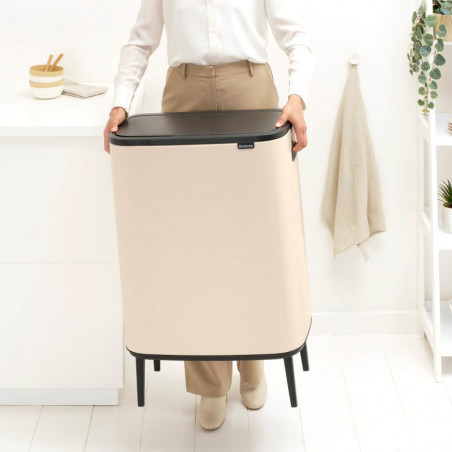 Coș de gunoi Brabantia Bo Touch Hi 1010457, 60 l, Mânere laterale, Picioare reglabile, Bej