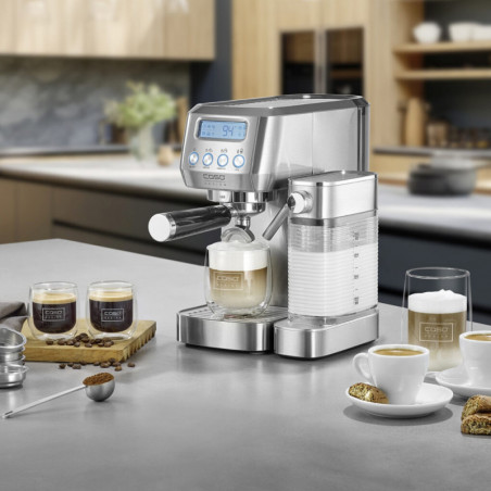 Espressor manual Caso Gourmet Latte, 1350 W, 20 bari, 1,3 l, ULKA, 6 programe, Cafea macinata si paduri ESE, Portafiltru, Spumare lapte cu rezervor incorporat, Otel inoxidabil
