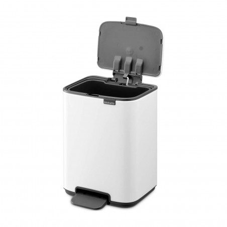 Coș de gunoi Brabantia Bo Pedal 1010117, 4 l, închidere ușoară, bază antiderapantă, alb