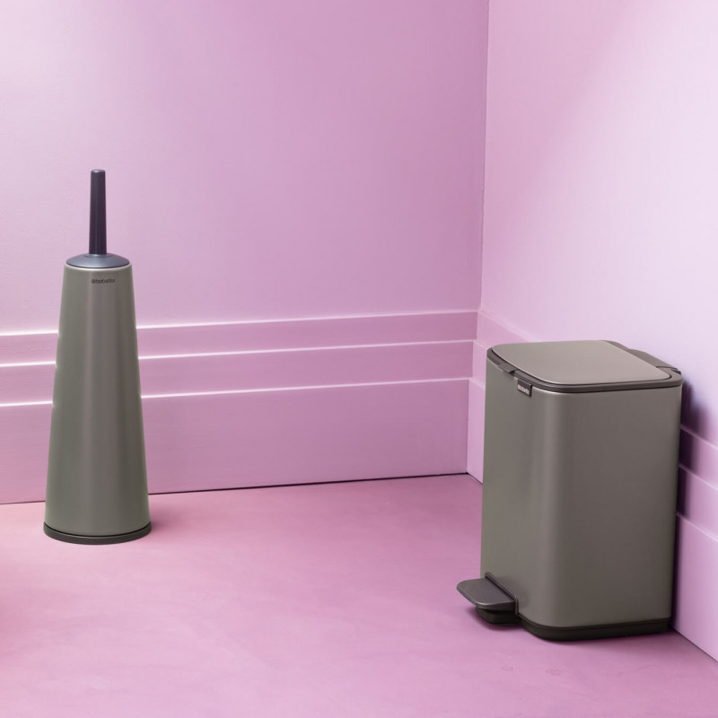 Coș de gunoi Brabantia Bo Pedal 1010126, 4 l, închidere ușoară, bază antiderapantă, gri