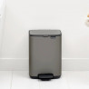 Coș de gunoi Brabantia Bo Pedal 1010126, 4 l, închidere ușoară, bază antiderapantă, gri