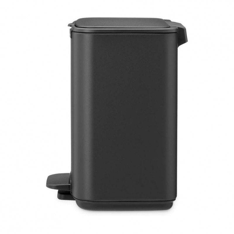 Coș de gunoi Brabantia Bo Pedal 1010131, 4 l, închidere ușoară, bază antiderapantă, finisaj mineral, gri închis