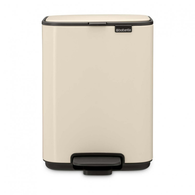 Coș de gunoi Brabantia Bo Pedal 1010122, 4 l, închidere ușoară, bază antiderapantă, bej