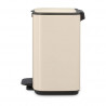 Coș de gunoi Brabantia Bo Pedal 1010122, 4 l, închidere ușoară, bază antiderapantă, bej