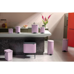 Coș de gunoi Brabantia Bo Pedal 1010444, 4 l, închidere ușoară, bază antiderapantă, roz