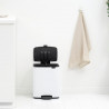 Coș de gunoi Brabantia Bo Pedal 1010119, 12 l, închidere ușoară, bază antiderapantă, alb