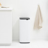 Coș de gunoi Brabantia Bo Touch 1010121, 30 l, deschidere lină și silențioasă, deschidere largă, alb