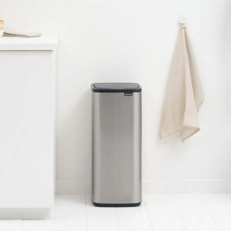 Coș de gunoi Brabantia Bo Touch 1010145, 30 l, Deschidere lină și silențioasă, Gaură mare, Rezistent la amprente, Oțel inoxidabil/Mat