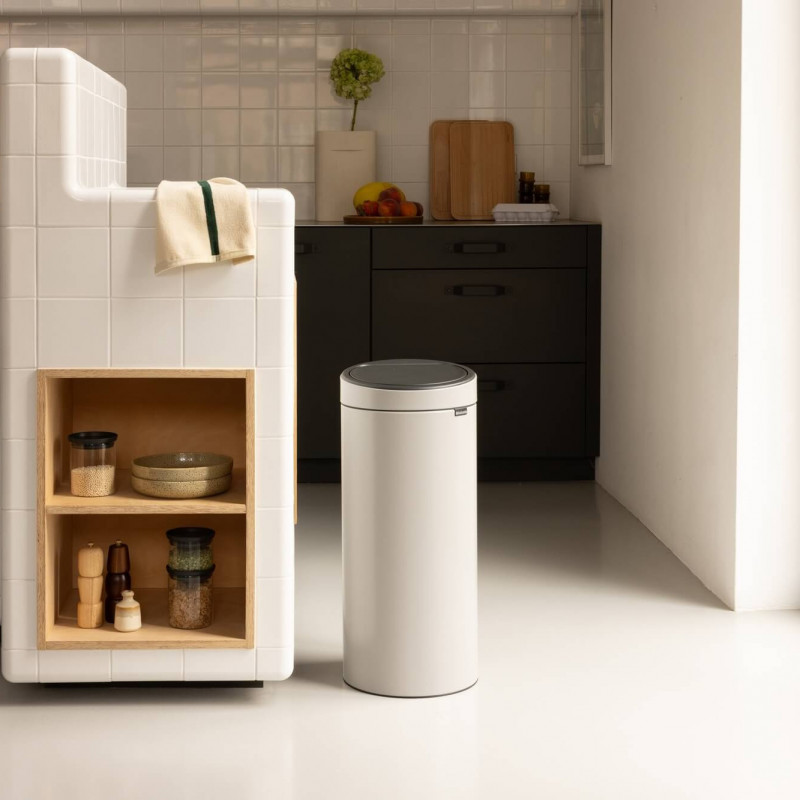 Coș de gunoi Brabantia Touch Bin New 1010459, 30 l, închidere silențioasă și lină, gri deschis