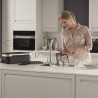 La mâna a doua: Friteuza dubla cu aer cald Ninja AF500EU, 10.4 L, 7 programe, Timer, Zone independente, Negru/Inox