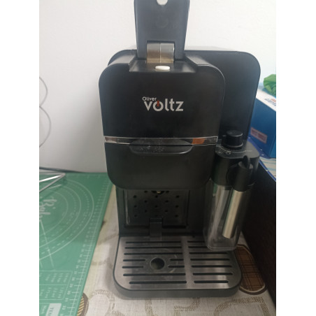 La mâna a doua: Espressor capsule si cafea macinata 8in1 Oliver Voltz OV51171I5, 1350W, 20 bar, Spumare lapte, Negru