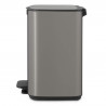 Coș de gunoi Brabantia Bo Pedal 1010127, 7 l, închidere lentă, bază cauciucată, gri închis