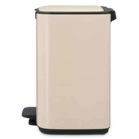 Coș de gunoi Brabantia Bo Pedal 1010077, 7 l, închidere lentă, bază cauciucată, bej