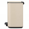 Coș de gunoi Brabantia Bo Pedal 1010077, 7 l, închidere lentă, bază cauciucată, bej