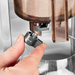 Aparat pentru deserturi cu gheață Gastroback Slushy & Ice Cream, 35 W, 200 ml, fin/grosier, 4 forme, inox