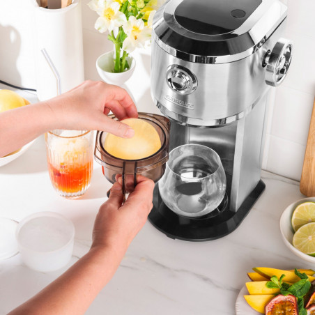 Aparat pentru deserturi cu gheață Gastroback Slushy & Ice Cream, 35 W, 200 ml, fin/grosier, 4 forme, inox