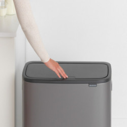 Coș de gunoi Brabantia Bo Touch 1001271, 2x30 l, deschidere lină și silențioasă, deschidere largă, gri închis
